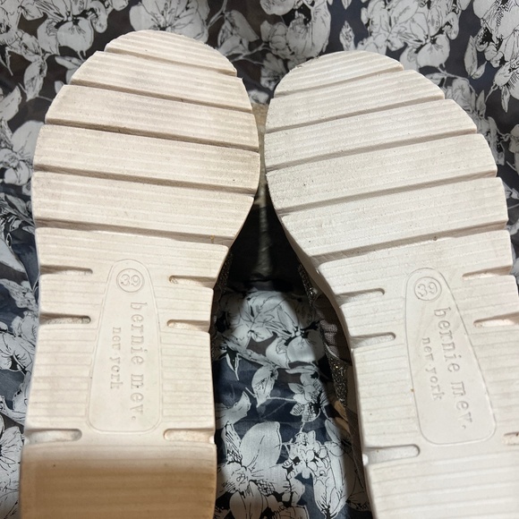 Bernie Mev. New York shoes - Picture 6 of 12
